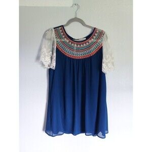 Umgee Short Sleeve Dress Women's Size Medium Blue Embroidered Floral Lightweight